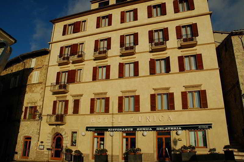 Zunica Ospitalita Dal 1880 Hotell Civitella Del Tronto Eksteriør bilde